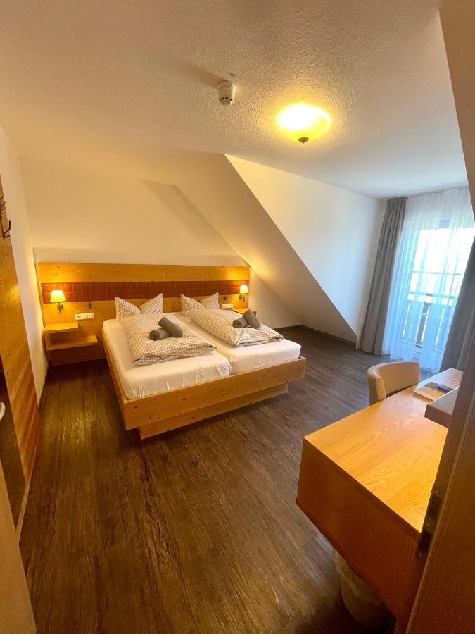 Landgasthof Linde Hepbach, Hotel & Restaurant Маркдорф Екстер'єр фото